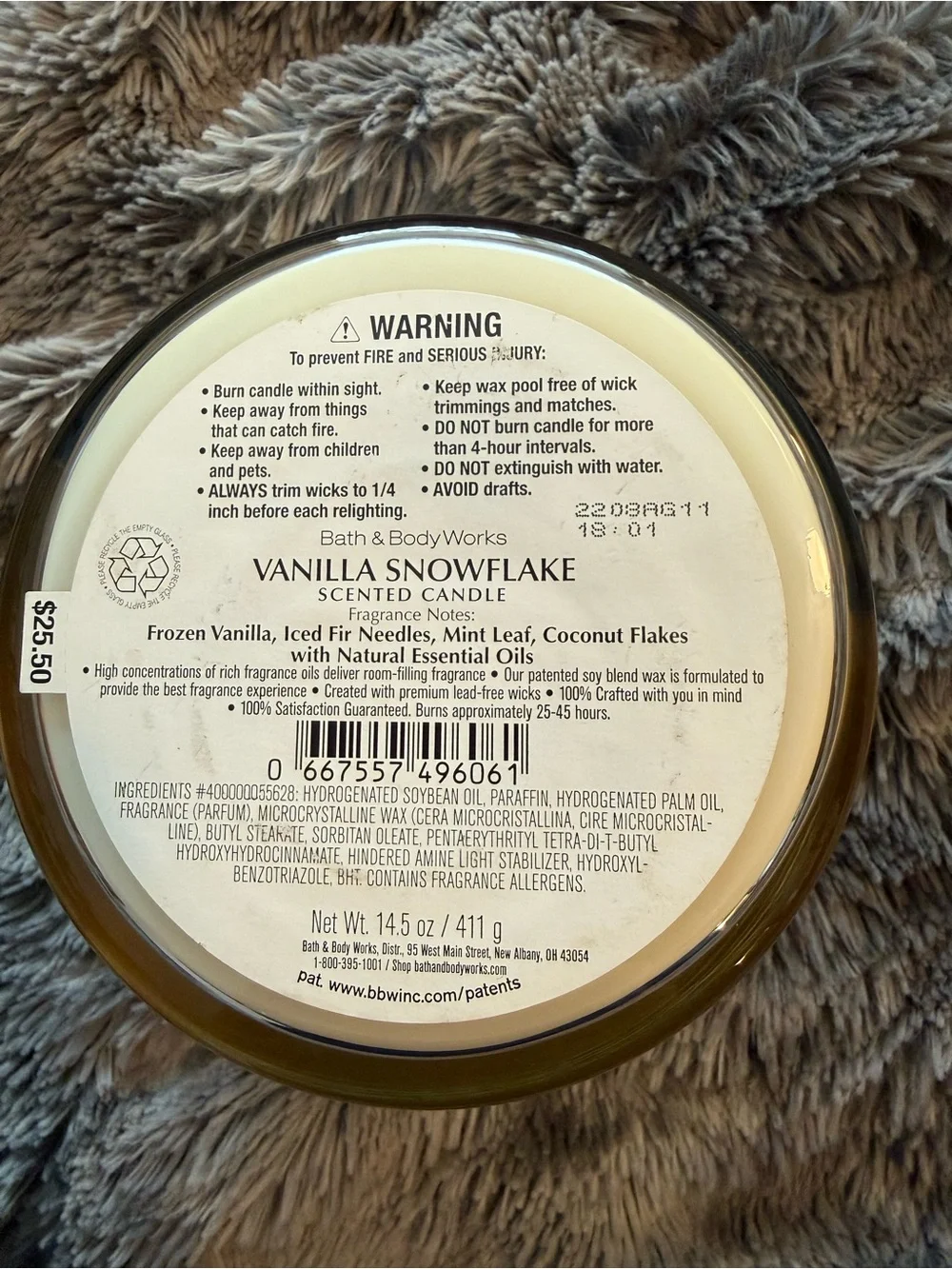 Bath & Body Works Vanilla Snowflake Candle - Light Blue & Gold